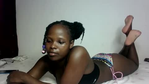 Melly online show from March 8, 2:08 pm