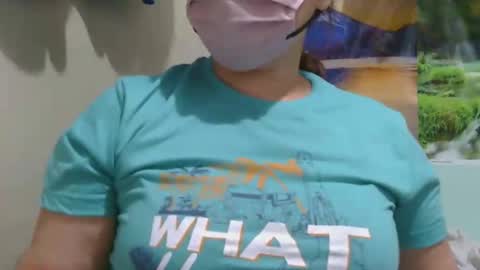 Nhing online show from October 6, 2:03 pm