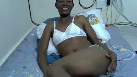 Pretty Queen online show from November 17, 4:24 pm