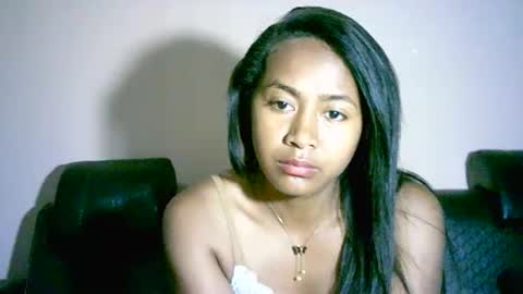 Snapshot of prettysexy3601 chatting on October 25, 2:41 am prettysexy3601 online show from October 25, 2:41 am