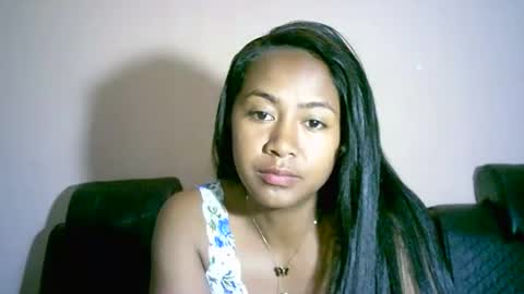 Snapshot of prettysexy3601 chatting on November 13, 2:43 am prettysexy3601 online show from November 13, 2:43 am