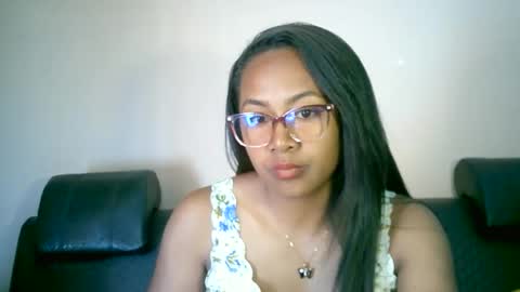 prettysexy3601 online show from April 27, 6:11 am