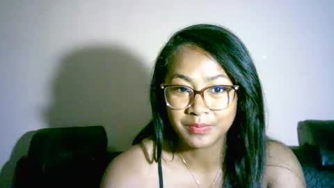 Snapshot of prettysexy3601 chatting on May 9, 2:50 am prettysexy3601 online show from May 9, 2:50 am