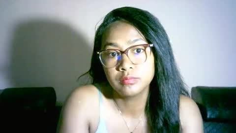 Snapshot of prettysexy3601 chatting on June 6, 3:11 am prettysexy3601 online show from June 6, 3:11 am