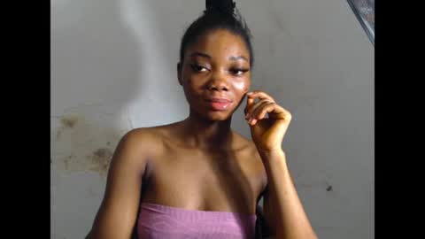 prettysexy6 online show from April 24, 10:01 pm