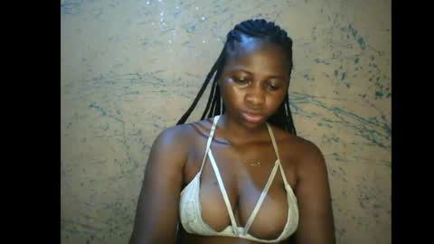 Snapshot of prettyxxpac chatting on June 4, 3:18 pm prettyxxpac online show from June 4, 3:18 pm