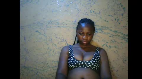 Snapshot of prettyxxpac chatting on June 8, 1:28 am prettyxxpac online show from June 8, 1:28 am