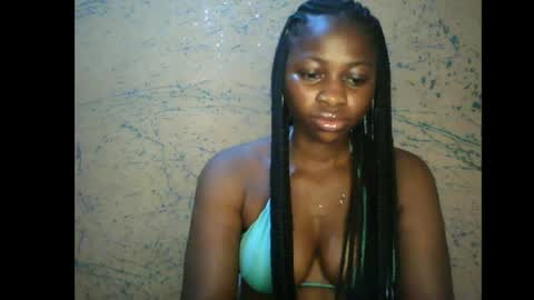 Snapshot of prettyxxpac chatting on June 13, 1:14 am prettyxxpac online show from June 13, 1:14 am