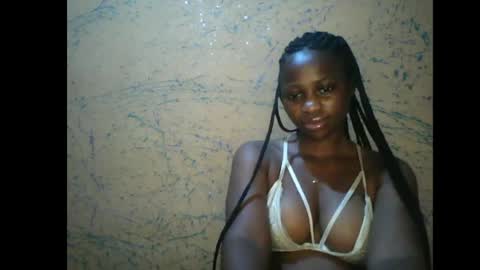 Snapshot of prettyxxpac chatting on June 14, 2:24 am prettyxxpac online show from June 14, 2:24 am