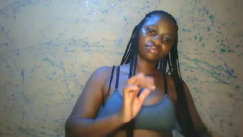 Snapshot of prettyxxpac chatting on June 19, 1:32 am prettyxxpac online show from June 19, 1:32 am