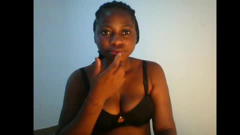 Snapshot of prettyxxpac chatting on June 21, 1:24 pm prettyxxpac online show from June 21, 1:24 pm