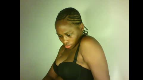Snapshot of prettyxxpac chatting on July 4, 12:50 am prettyxxpac online show from July 4, 12:50 am