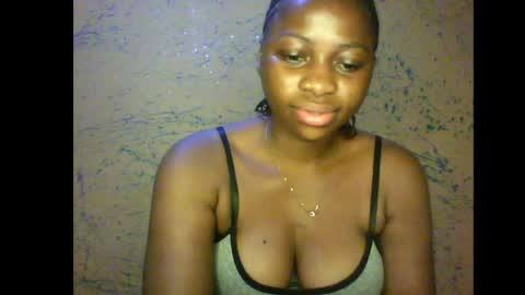 Snapshot of prettyxxpac chatting on July 6, 12:40 am prettyxxpac online show from July 6, 12:40 am
