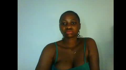 Snapshot of prettyxxpac chatting on July 7, 2:47 am prettyxxpac online show from July 7, 2:47 am