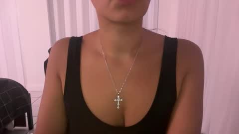 Snapshot of prettyyykittyyy22 chatting on October 24, 4:42 am prettyyykittyyy22 online show from October 24, 4:42 am