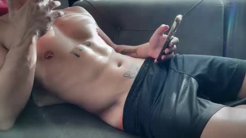 pretwunk online show from November 18, 12:20 pm