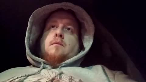 Snapshot of pretzler13 chatting on October 27, 6:39 am pretzler13 online show from October 27, 6:39 am