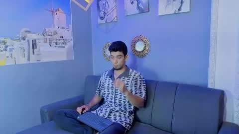 prince_arthur77 online show from February 11, 2:55 pm