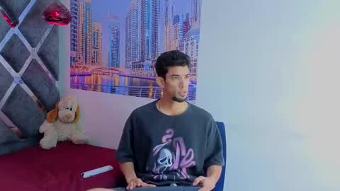 prince_arthur77 online show from February 13, 2:57 pm