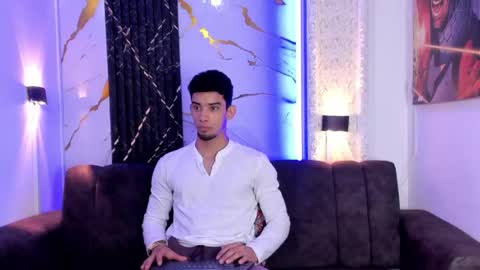 Snapshot of prince_arthur77 chatting on May 13, 1:30 pm prince_arthur77 online show from May 13, 1:30 pm