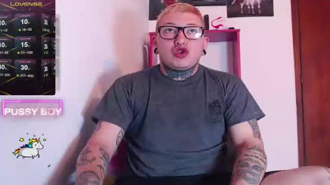 Snapshot of prince_ftm1 chatting on January 19, 8:09 pm Prince online show from January 19, 8:09 pm