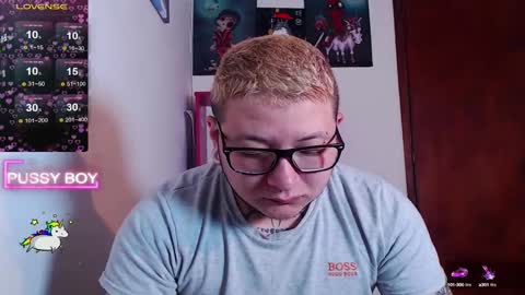 Snapshot of prince_ftm1 chatting on February 3, 1:08 pm Prince online show from February 3, 1:08 pm