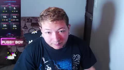 Snapshot of prince_ftm1 chatting on February 26, 6:00 pm Prince online show from February 26, 6:00 pm