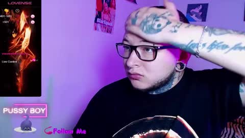 Snapshot of prince_ftm1 chatting on October 22, 12:16 pm Prince online show from October 22, 12:16 pm