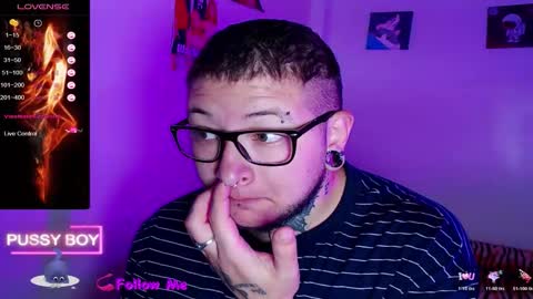 Snapshot of prince_ftm1 chatting on October 23, 2:27 pm Prince online show from October 23, 2:27 pm