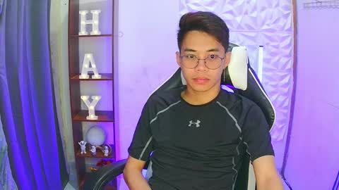 prince_harrison online show from October 31, 8:04 am