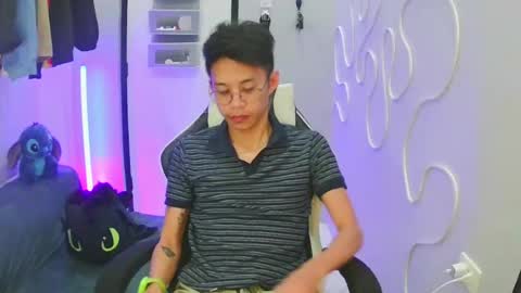 prince_harrison online show from March 23, 8:13 pm