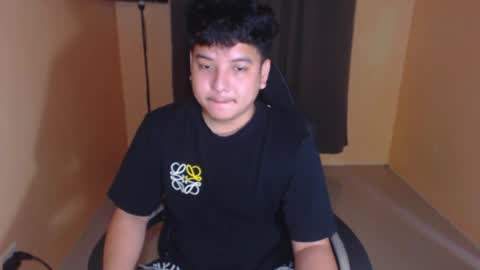 Snapshot of prince_killian chatting on April 18, 2:04 am Killian online show from April 18, 2:04 am