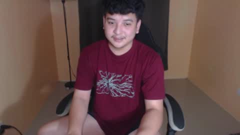 Snapshot of prince_killian chatting on April 24, 3:58 pm Killian online show from April 24, 3:58 pm
