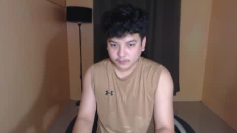 Snapshot of prince_killian chatting on May 8, 10:42 am Killian online show from May 8, 10:42 am