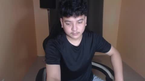 Snapshot of prince_killian chatting on May 23, 1:55 am Killian online show from May 23, 1:55 am