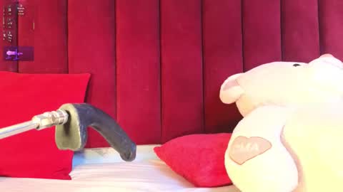 PRINCEPOPPY  online show from October 24, 9:00 pm