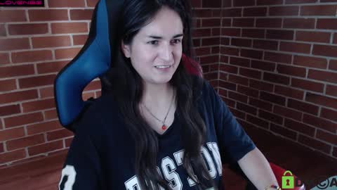 Leia online show from November 9, 5:11 pm