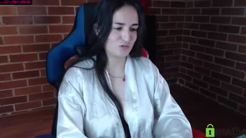 Leia online show from December 2, 1:28 pm