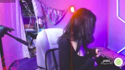 Beth   online show from October 24, 1:24 am