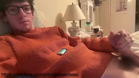 Peaches online show from January 9, 11:17 pm