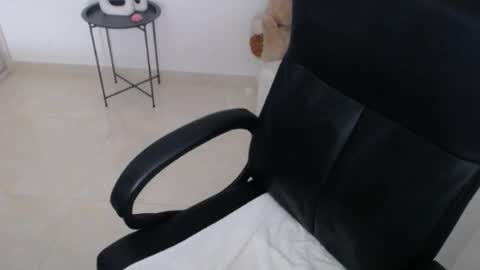 valery dollx online show from May 11, 3:56 am