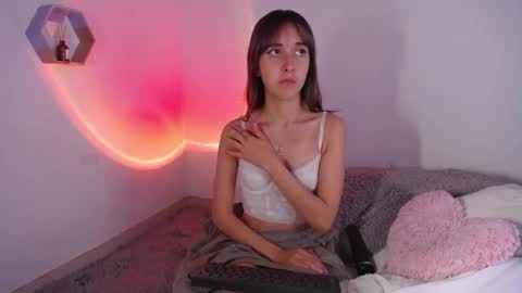 Emily online show from September 22, 5:15 pm