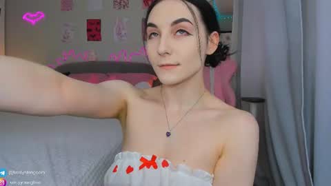 Kristy online show from June 15, 7:54 am
