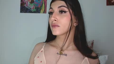 Sophie online show from March 5, 6:09 am