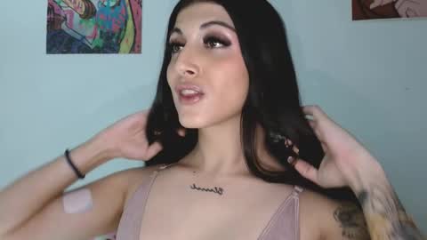 Sophie online show from March 11, 7:58 am