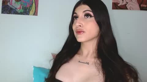 Sophie online show from March 18, 10:07 am