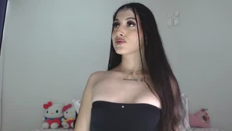 Sophie online show from July 10, 7:05 pm