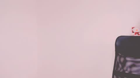 Snapshot of princess_peaach chatting on November 30, 7:40 pm ArianaJoliiee online show from November 30, 7:40 pm