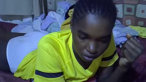 princess_scovia online show from September 15, 4:12 am