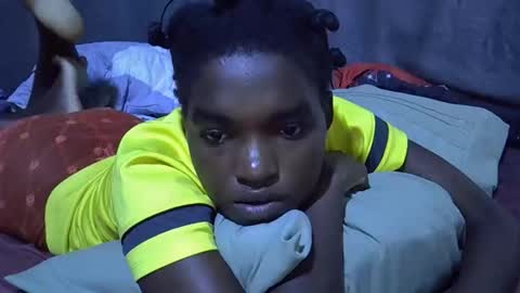 princess_scovia online show from November 28, 8:00 pm